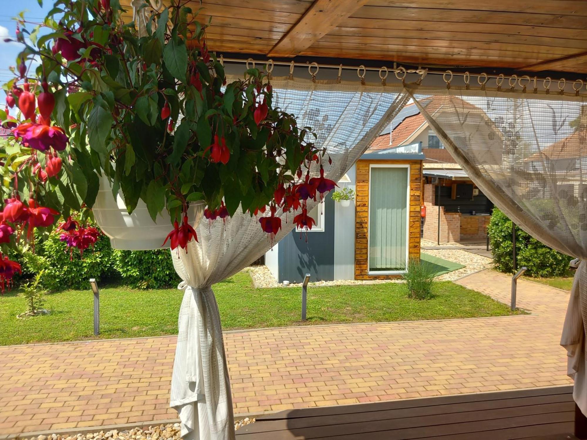Green Corner Wellness Puspokladany Экстерьер фото